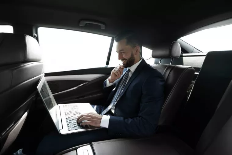 À qui faire appel pour un trajet de 50km pour un séminaire d'entreprise ?, Metz, Saphir Drive 57